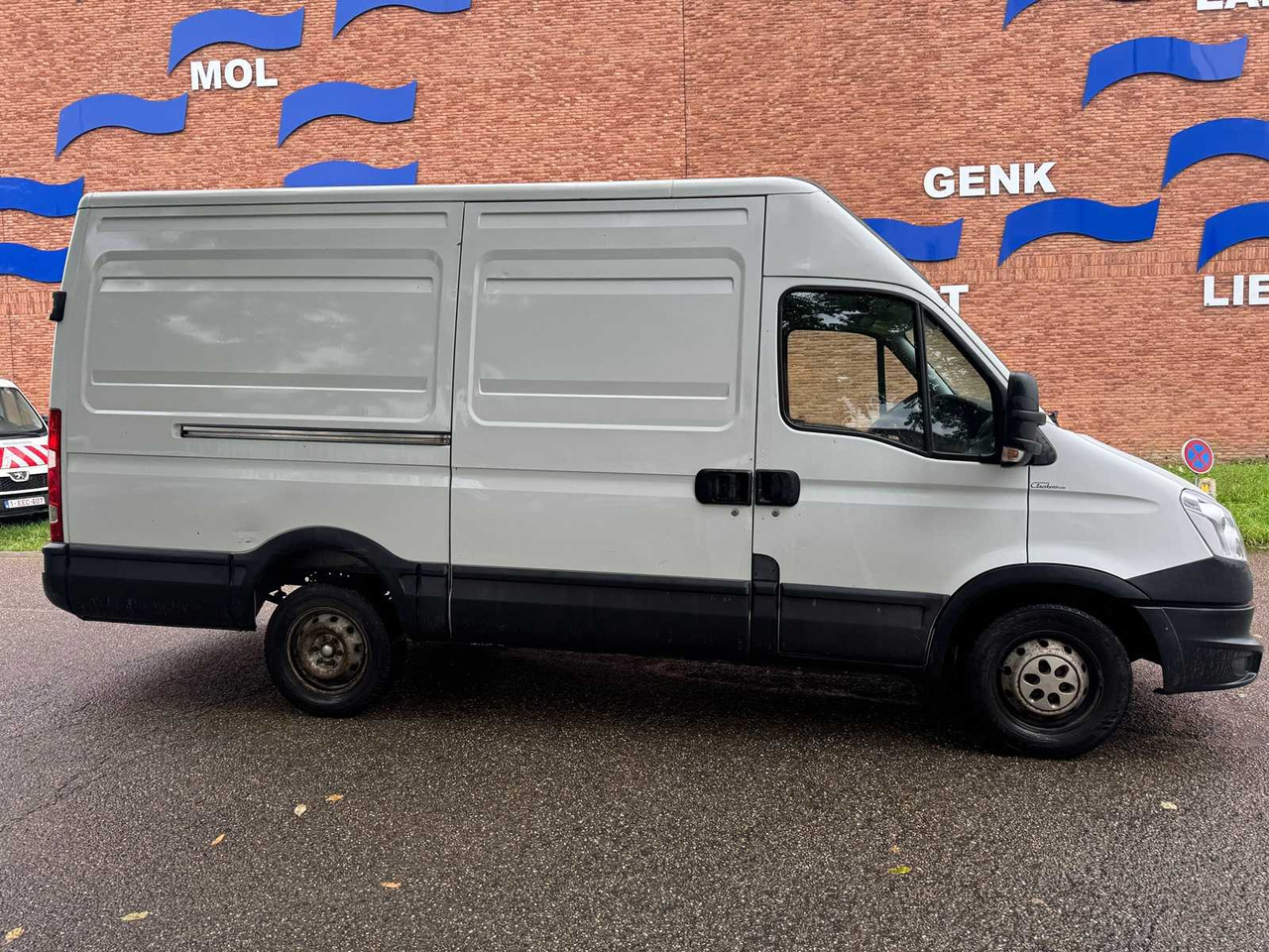 밴 2012 IVECO DAILY 35S17 3.0D : 사진 7 밴 2012 IVECO DAILY 35S17 3.0D : 사진 7