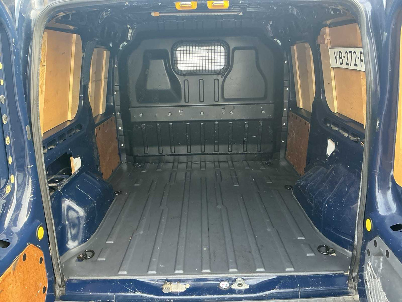 2013 - FORD - TRANSIT CONNECT - T200S 1.8 TDCI TREND - COMMERCIAL VEHICLE - 밴 : 사진 5 2013 - FORD - TRANSIT CONNECT - T200S 1.8 TDCI TREND - COMMERCIAL VEHICLE - 밴 : 사진 5