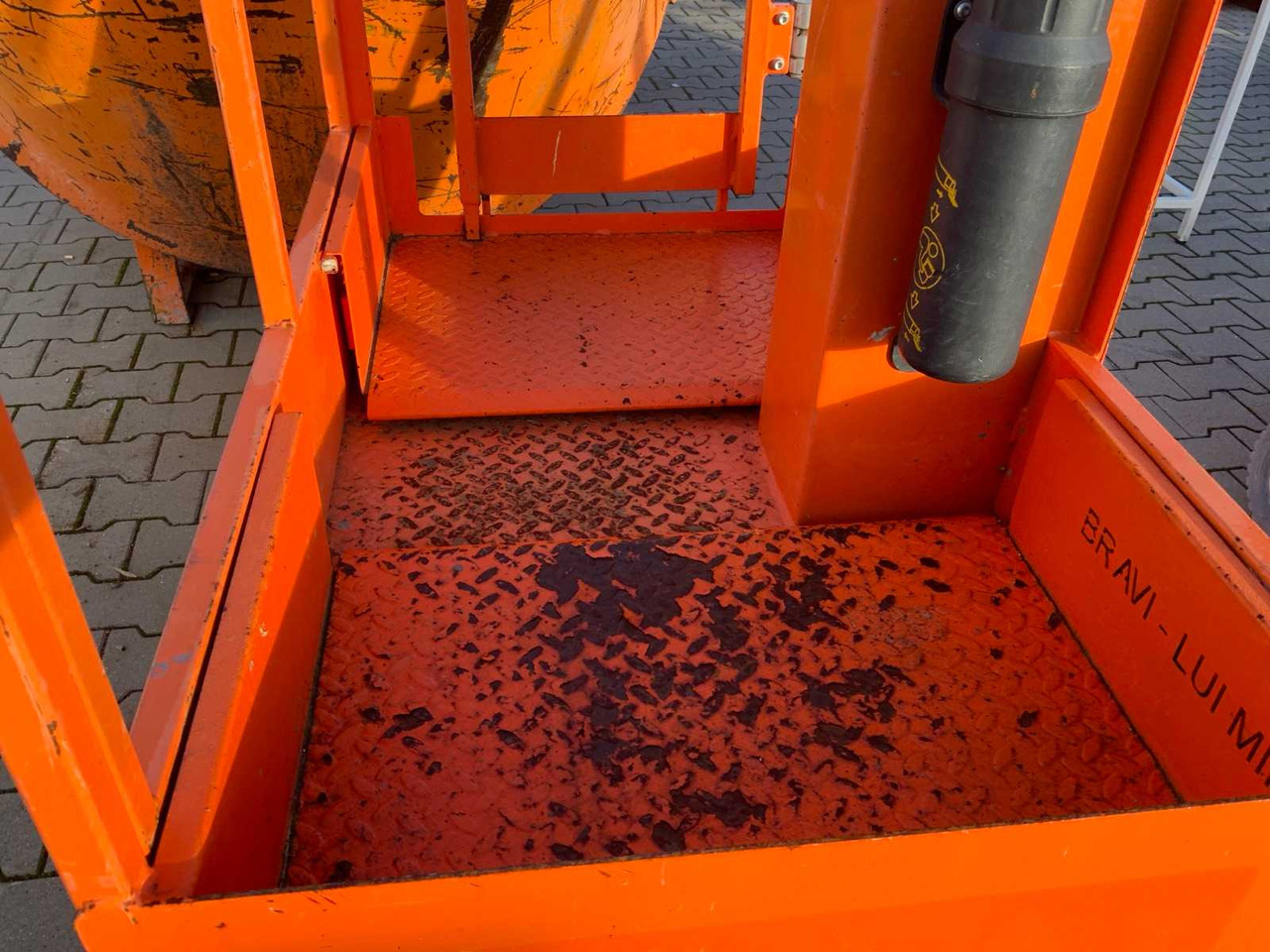 2014 BRAVIISOL LEONARDO LUI MINI HD AERIAL PLATFORM / PASSENGER LIFT - 고가작업 플랫폼 : 사진 5 2014 BRAVIISOL LEONARDO LUI MINI HD AERIAL PLATFORM / PASSENGER LIFT - 고가작업 플랫폼 : 사진 5