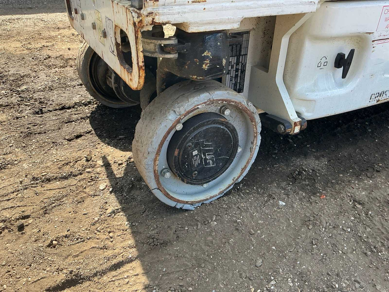 고가작업 플랫폼 2015 JLG 1930ES SCISSOR LIFT : 사진 9 고가작업 플랫폼 2015 JLG 1930ES SCISSOR LIFT : 사진 9