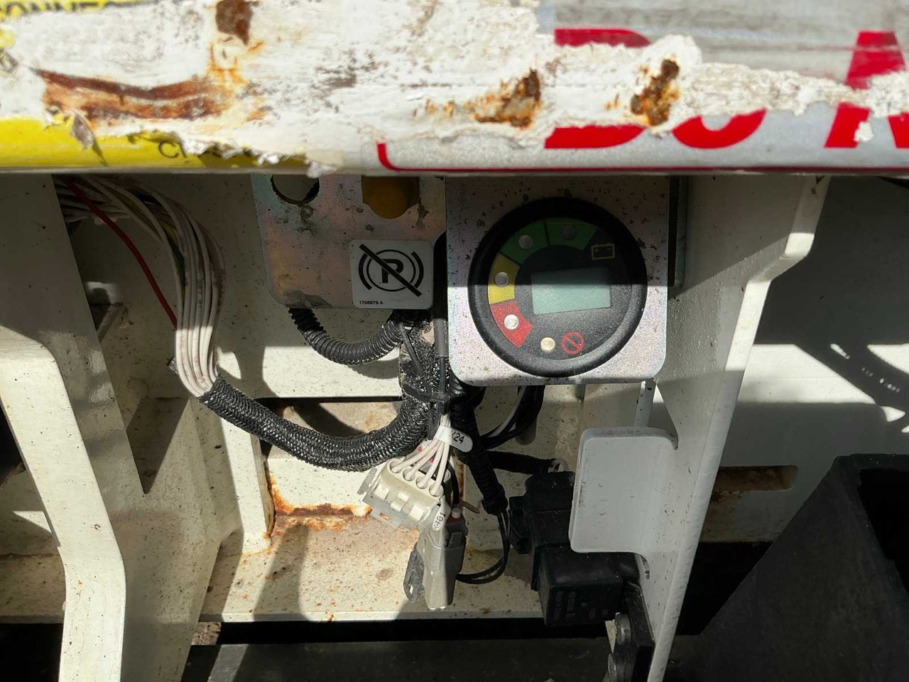 고가작업 플랫폼 2015 JLG 1930ES SCISSOR LIFT : 사진 15 고가작업 플랫폼 2015 JLG 1930ES SCISSOR LIFT : 사진 15