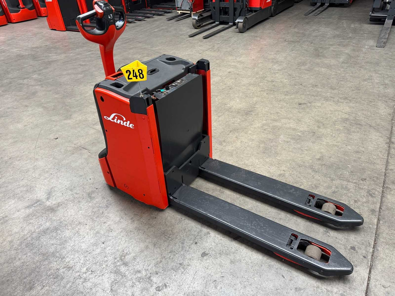2016 LINDE T16L PALLET TRUCK ANT STACKER INITIAL STROKE 3,247 HOURS - 지게차 : 사진 1 2016 LINDE T16L PALLET TRUCK ANT STACKER INITIAL STROKE 3,247 HOURS - 지게차 : 사진 1