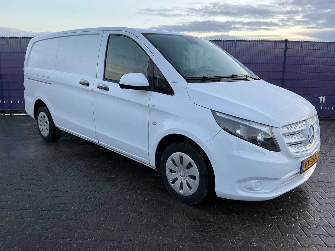 2016 - MERCEDES-BENZ - VITO - 111 CDI FUNC. LONG - COMMERCIAL VEHICLE - 밴 : 사진 2 2016 - MERCEDES-BENZ - VITO - 111 CDI FUNC. LONG - COMMERCIAL VEHICLE - 밴 : 사진 2