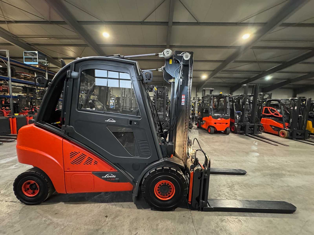 2016 SERVICE + UVV 03/2026 LINDE H35T-02 3RD + 4TH + 5TH VALVE FORK ADJUSTER TELESCOPIC FORKS STVZO GAS FORKLIFT 2,595 HOURS - 지게차 : 사진 4 2016 SERVICE + UVV 03/2026 LINDE H35T-02 3RD + 4TH + 5TH VALVE FORK ADJUSTER TELESCOPIC FORKS STVZO GAS FORKLIFT 2,595 HOURS - 지게차 : 사진 4