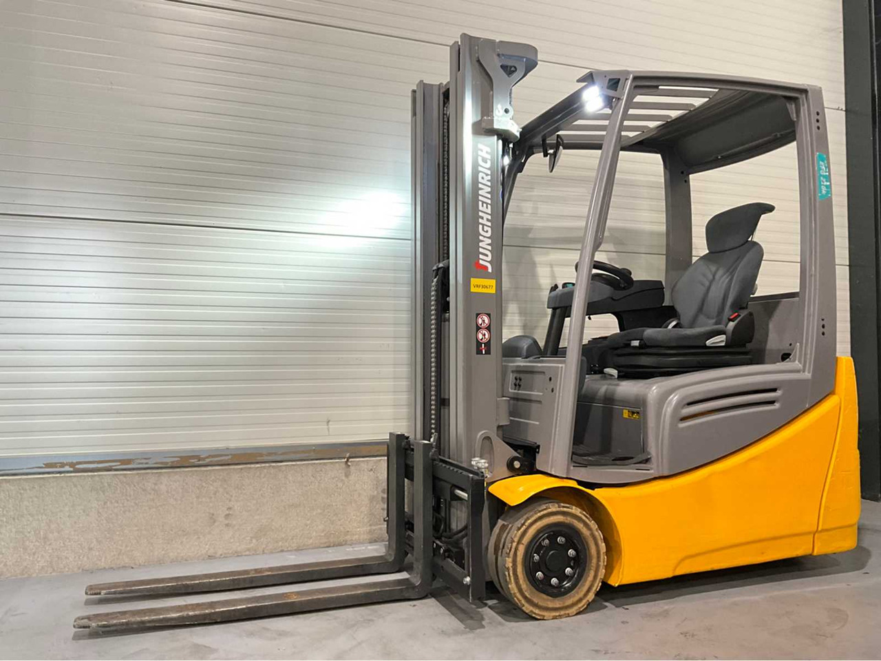 2017 JUNGHEINRICH EFG 216K FORKLIFT - 지게차 : 사진 1 2017 JUNGHEINRICH EFG 216K FORKLIFT - 지게차 : 사진 1