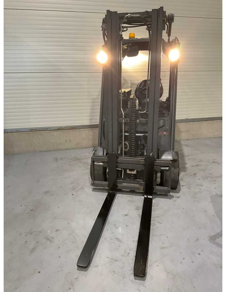 2017 LINDE E18-02 1800KG LI-ION 4171HOUR FORKLIFT - 지게차 : 사진 5 2017 LINDE E18-02 1800KG LI-ION 4171HOUR FORKLIFT - 지게차 : 사진 5