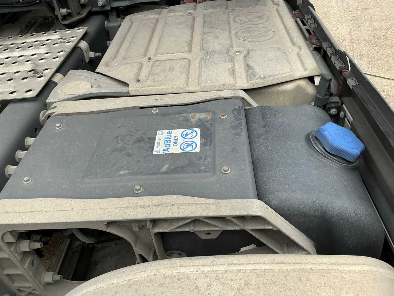 트럭 2018 VOLVO FH SEMI-TRAILER TRACTOR : 사진 15