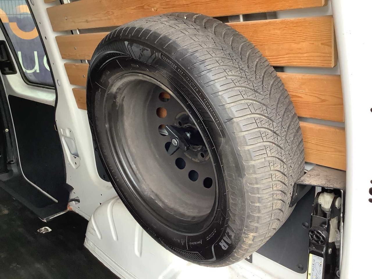 밴 2019 - VOLKSWAGEN - CADDY - 1.4 TGI MAXI L2H1 ECOFUEL - CNG/NATURAL GAS - COMMERCIAL VEHICLE : 사진 9