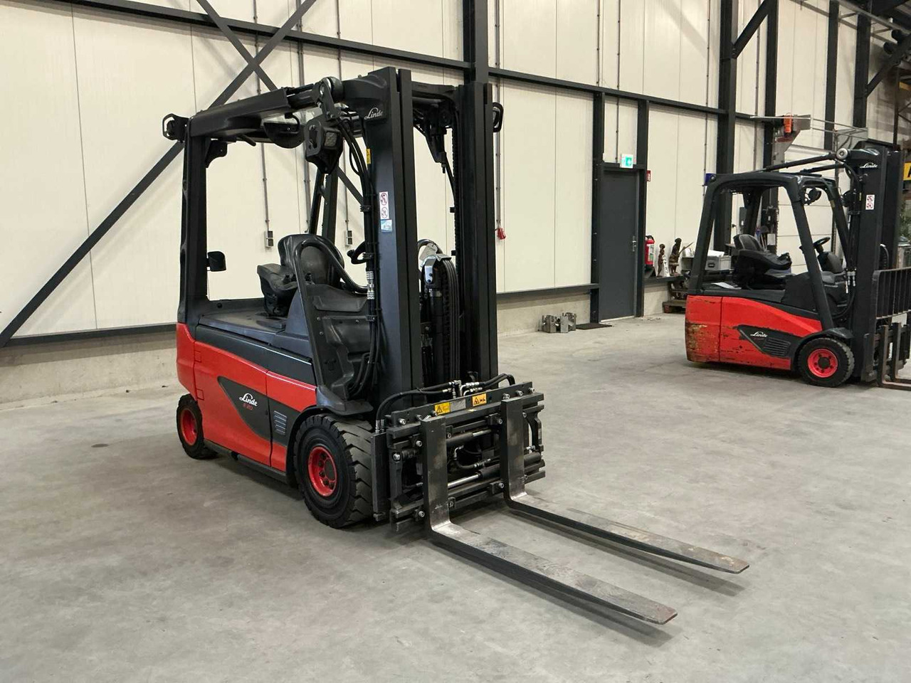 2020 LINDE E20 ROADSTER FORKLIFT TRUCK - 지게차 : 사진 4 2020 LINDE E20 ROADSTER FORKLIFT TRUCK - 지게차 : 사진 4