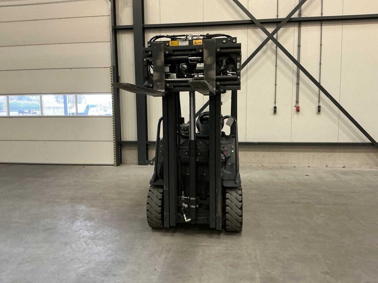 2020 LINDE E20 ROADSTER FORKLIFT TRUCK - 지게차 : 사진 3 2020 LINDE E20 ROADSTER FORKLIFT TRUCK - 지게차 : 사진 3