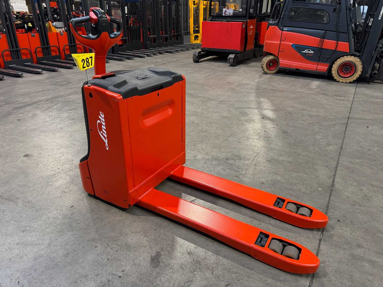 2020 SERVICE + UVV 12/2026 LINDE T16 1,600KG PALLET TRUCK ANT STACKER INITIAL STROKE 1,694 HOURS - 지게차 : 사진 5 2020 SERVICE + UVV 12/2026 LINDE T16 1,600KG PALLET TRUCK ANT STACKER INITIAL STROKE 1,694 HOURS - 지게차 : 사진 5