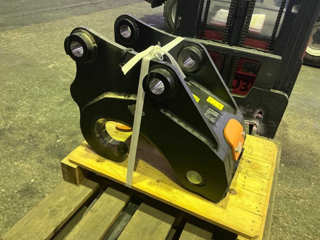 2021 ACB 5113481-B QUICK COUPLER, MECH. - 휠 로더 : 사진 1 2021 ACB 5113481-B QUICK COUPLER, MECH. - 휠 로더 : 사진 1