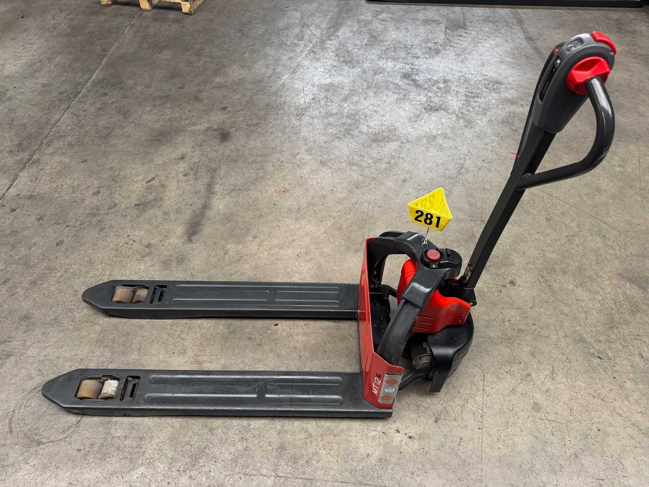2022 SERVICE +UVV 09/2026 LINDE MT12 1.200KG PALLET TRUCK ANT 225 HOURS - 지게차 : 사진 5 2022 SERVICE +UVV 09/2026 LINDE MT12 1.200KG PALLET TRUCK ANT 225 HOURS - 지게차 : 사진 5