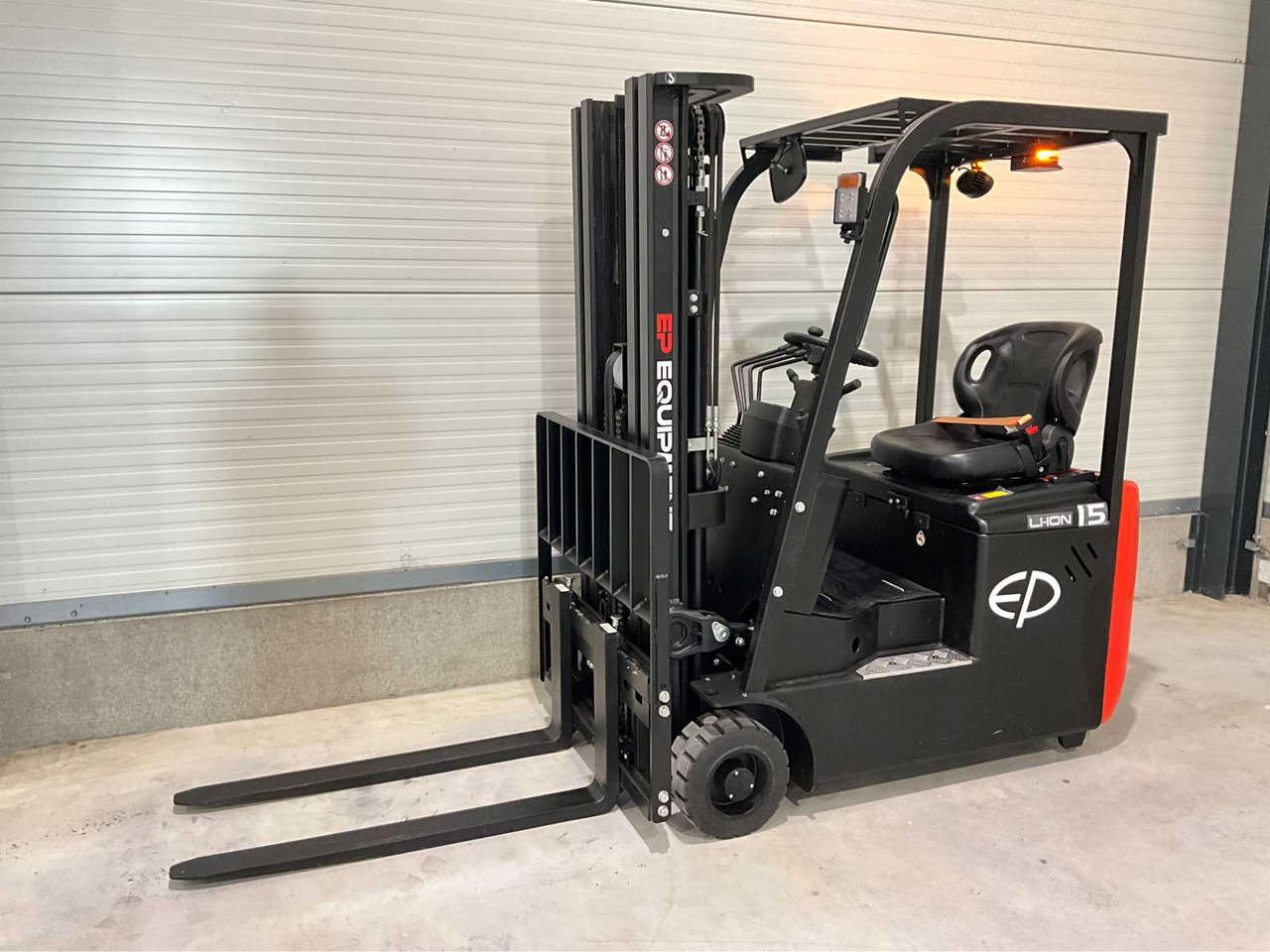 2025 EP EFS 151 FORKLIFT - 지게차 : 사진 1 2025 EP EFS 151 FORKLIFT - 지게차 : 사진 1