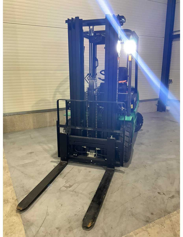 2025 EP EFXZ-251 2500KG FORKLIFT LED DISPLAY - 지게차 : 사진 5 2025 EP EFXZ-251 2500KG FORKLIFT LED DISPLAY - 지게차 : 사진 5