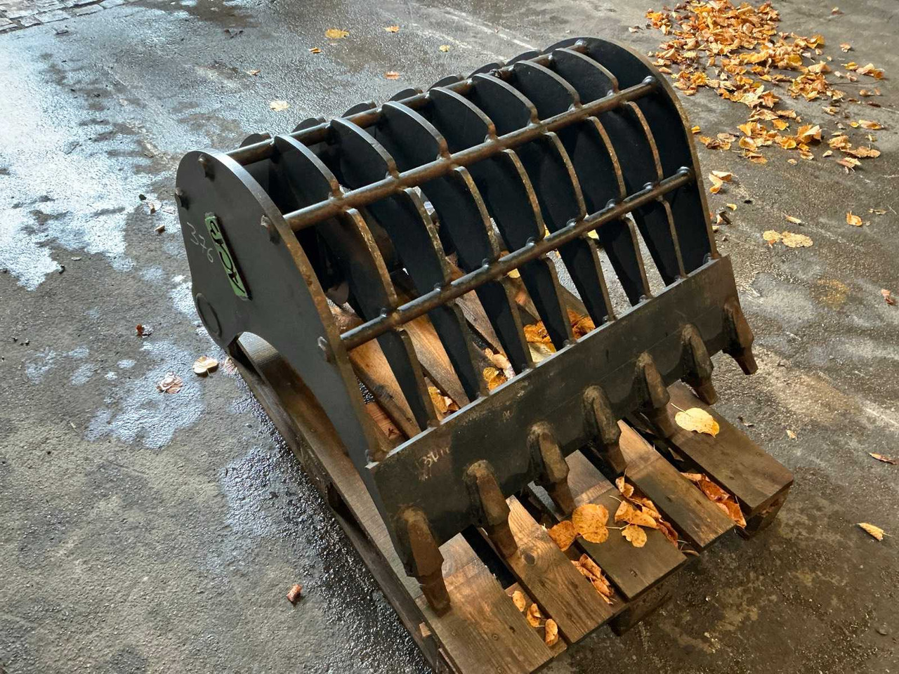 ACB - 2021 - SCREENING BUCKET 1000MM 247L B75W B95W - 휠 로더 : 사진 1 ACB - 2021 - SCREENING BUCKET 1000MM 247L B75W B95W - 휠 로더 : 사진 1