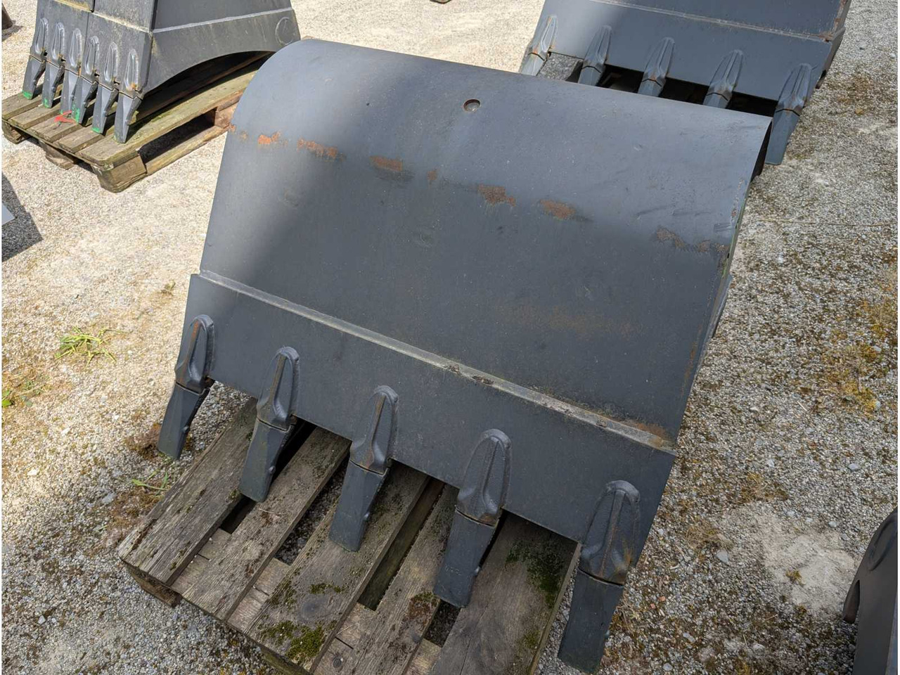 ACB (COUPLEURS & GODETS) - 2021 - LOW SPOON 1000MM - MODULE 3 - 364 LITRES - 휠 로더 : 사진 5 ACB (COUPLEURS & GODETS) - 2021 - LOW SPOON 1000MM - MODULE 3 - 364 LITRES - 휠 로더 : 사진 5