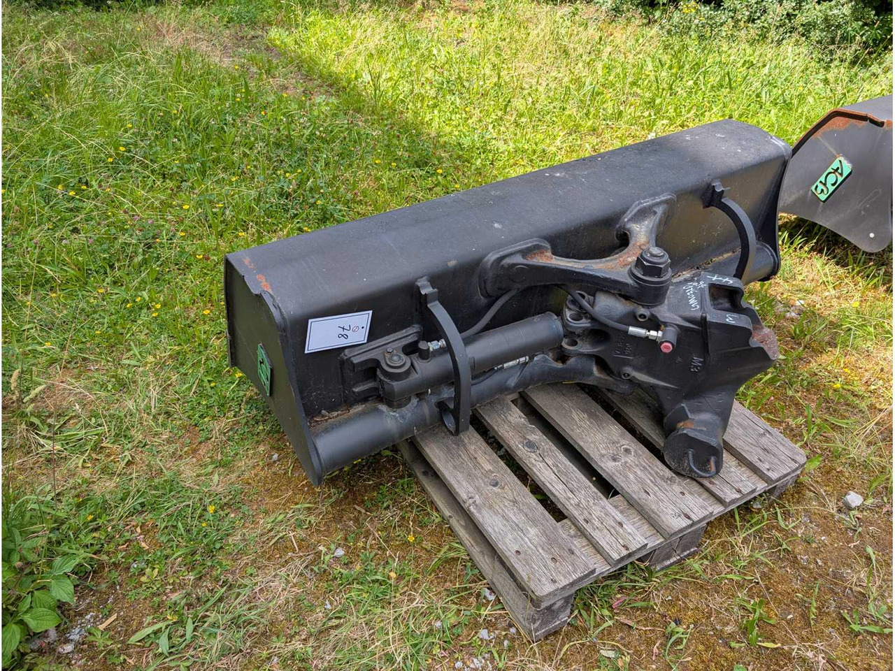 ACB (COUPLEURS & GODETS) SWIVEL SPOON 1500MM - MODULE 3 - 325 LITRES - 휠 로더 : 사진 1 ACB (COUPLEURS & GODETS) SWIVEL SPOON 1500MM - MODULE 3 - 325 LITRES - 휠 로더 : 사진 1