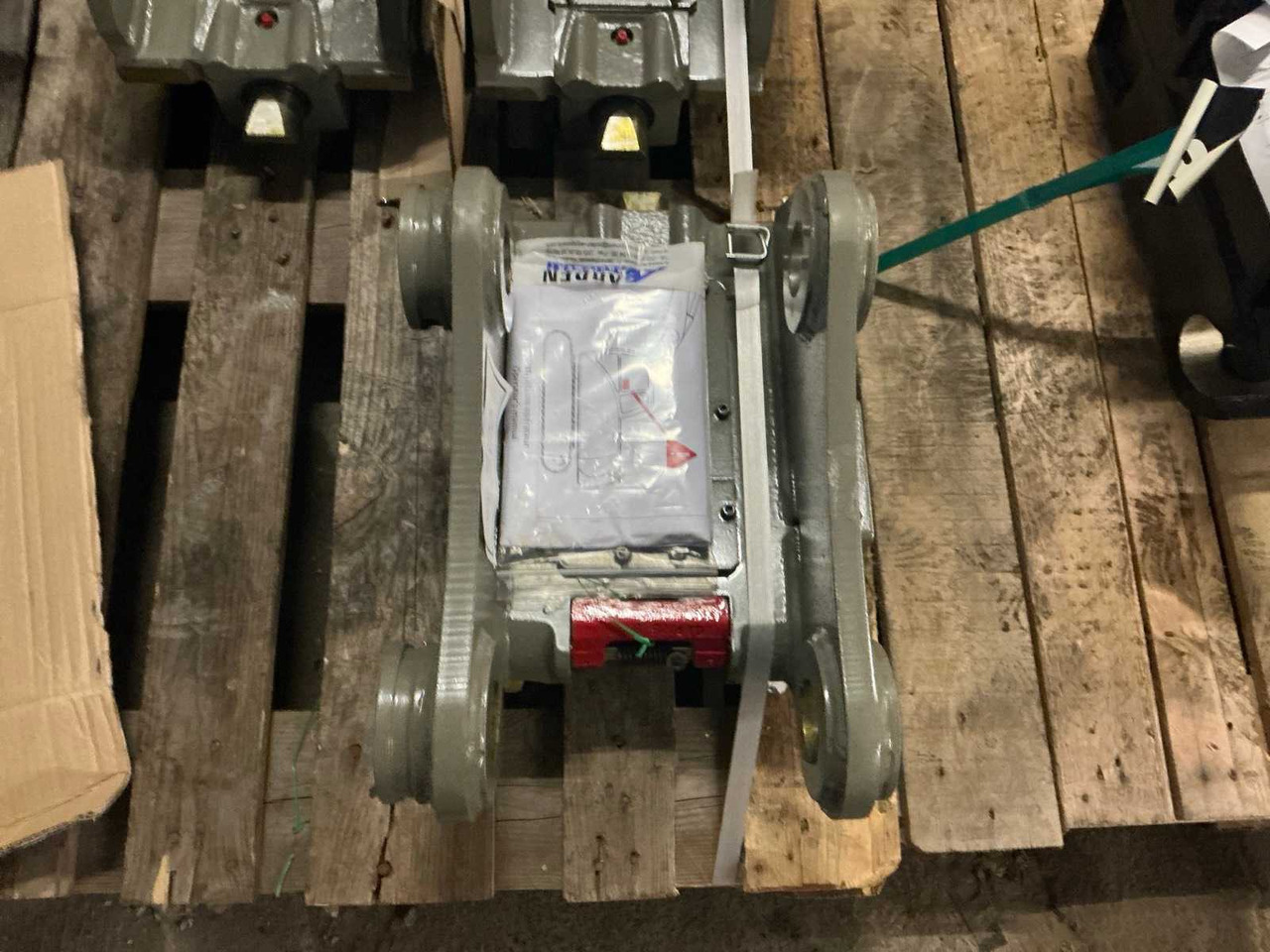 ARDEN - QA23-H095 - 2025 - QUICK COUPLER, HYDR. - 휠 로더 : 사진 3 ARDEN - QA23-H095 - 2025 - QUICK COUPLER, HYDR. - 휠 로더 : 사진 3