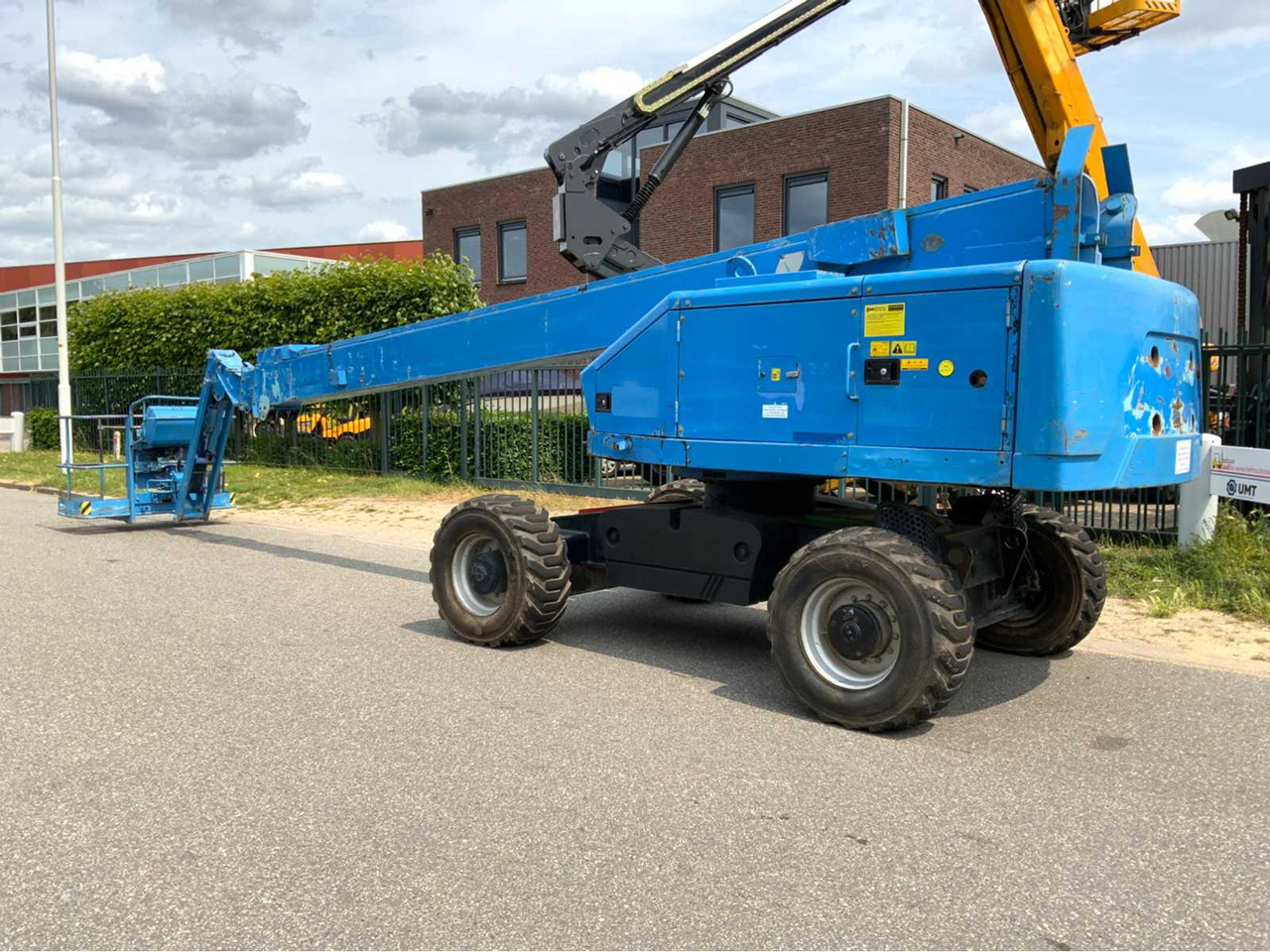 Aichi SP21AJ - 고가작업 플랫폼 : 사진 3 Aichi SP21AJ - 고가작업 플랫폼 : 사진 3