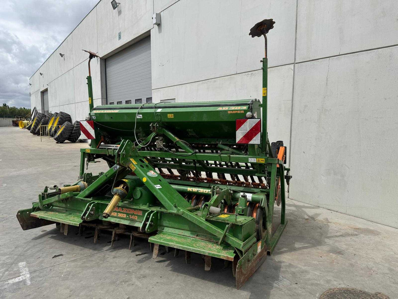 Amazone KE303-AD303 - 정밀 파종기 : 사진 1 Amazone KE303-AD303 - 정밀 파종기 : 사진 1