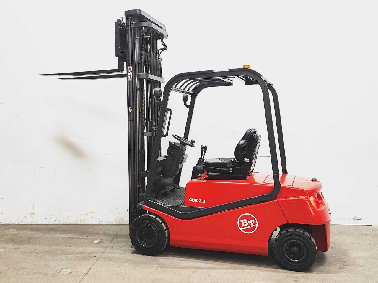 BT - 2002 - CBE 2.0F - FORKLIFT TRUCK - 지게차 : 사진 2 BT - 2002 - CBE 2.0F - FORKLIFT TRUCK - 지게차 : 사진 2
