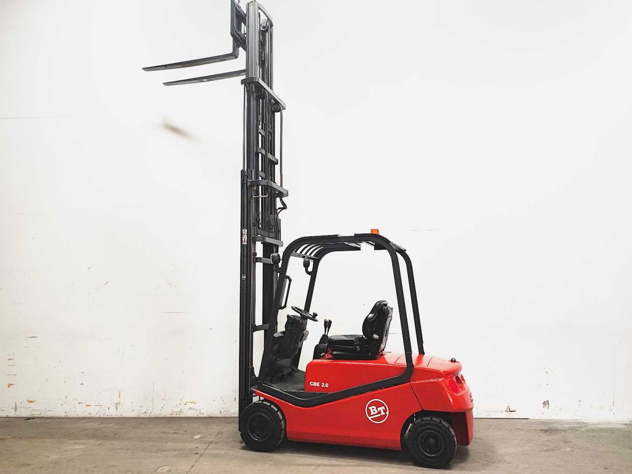BT - 2002 - CBE 2.0F - FORKLIFT TRUCK - 지게차 : 사진 3 BT - 2002 - CBE 2.0F - FORKLIFT TRUCK - 지게차 : 사진 3