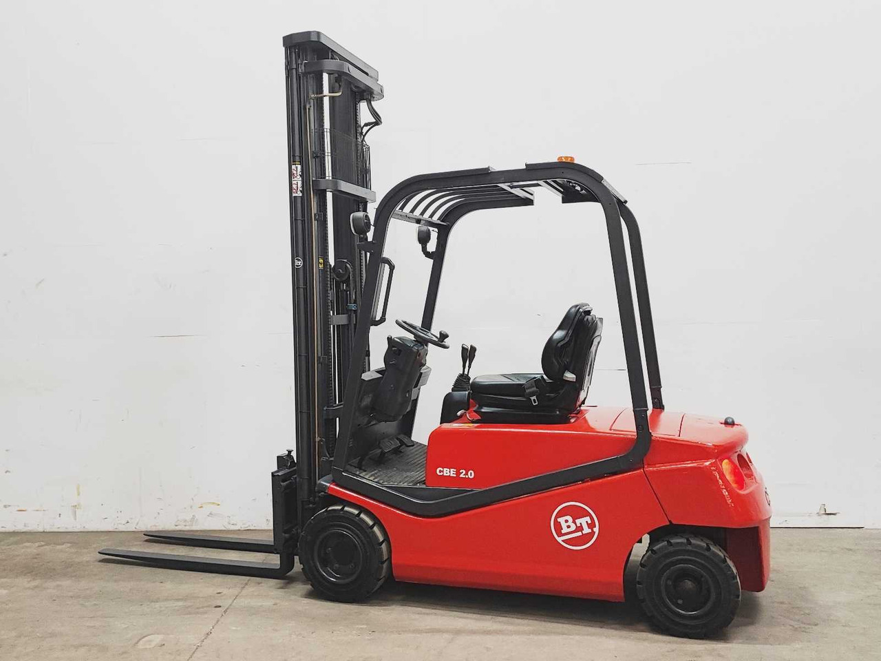 BT - 2002 - CBE 2.0F - FORKLIFT TRUCK - 지게차 : 사진 1 BT - 2002 - CBE 2.0F - FORKLIFT TRUCK - 지게차 : 사진 1