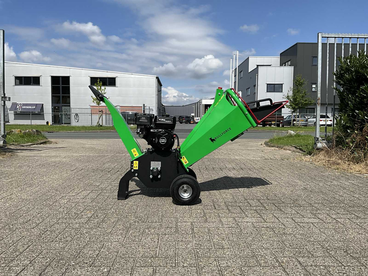 Bullforce Gs650 - 톱밥 제조기 : 사진 1 Bullforce Gs650 - 톱밥 제조기 : 사진 1