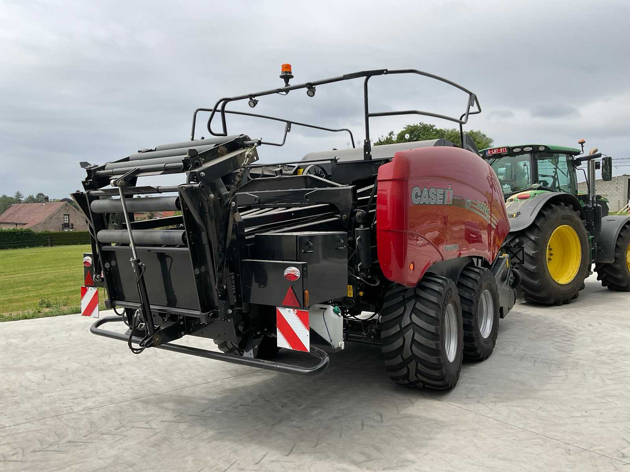 Case IH LB424R XLD - 원형 베일러 : 사진 5 Case IH LB424R XLD - 원형 베일러 : 사진 5