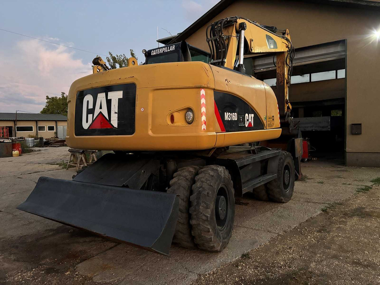 Caterpillar M316D - 휠 굴삭기 : 사진 2 Caterpillar M316D - 휠 굴삭기 : 사진 2
