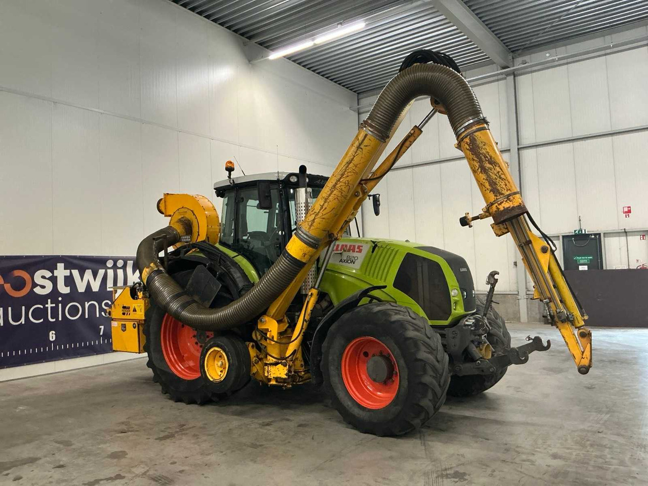 Claas Axion 820 - 장궤형 트랙터 : 사진 4 Claas Axion 820 - 장궤형 트랙터 : 사진 4