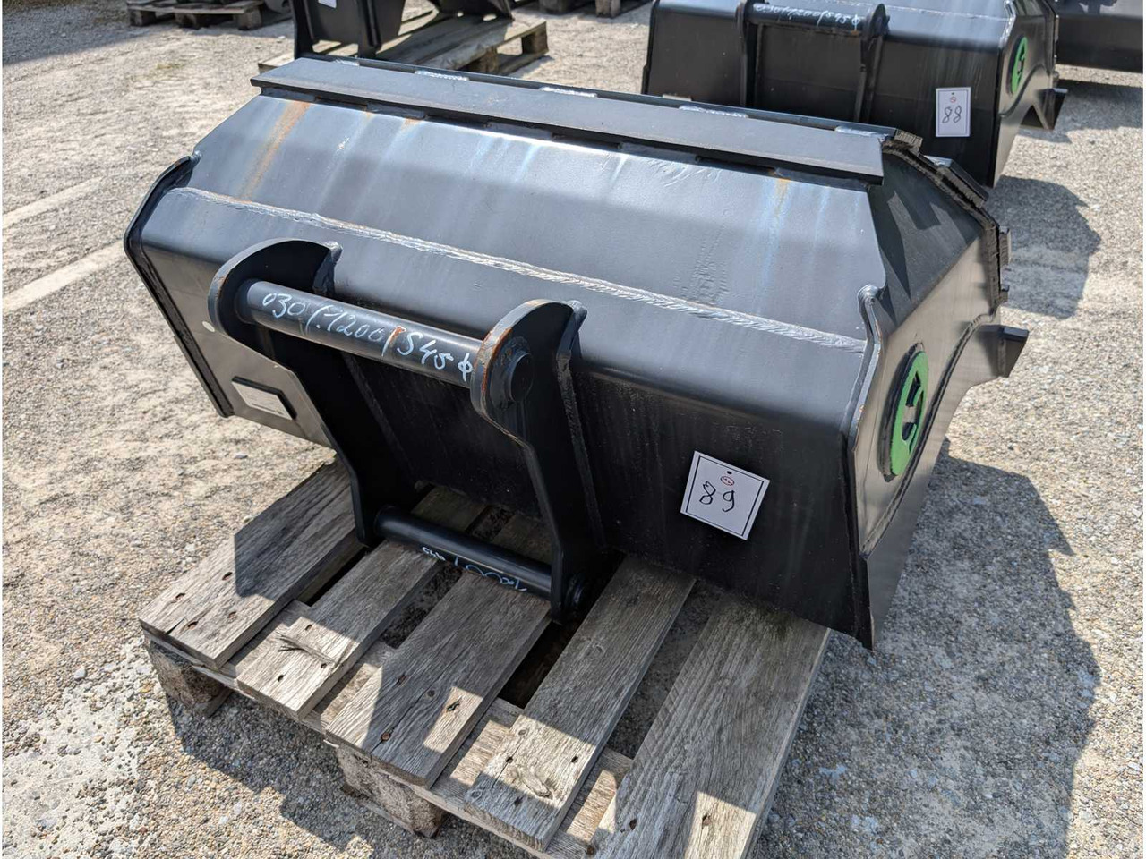 DITCH CLEANING BUCKET 1200MM - GB6-S45 300 LITERS - 휠 로더 : 사진 4 DITCH CLEANING BUCKET 1200MM - GB6-S45 300 LITERS - 휠 로더 : 사진 4