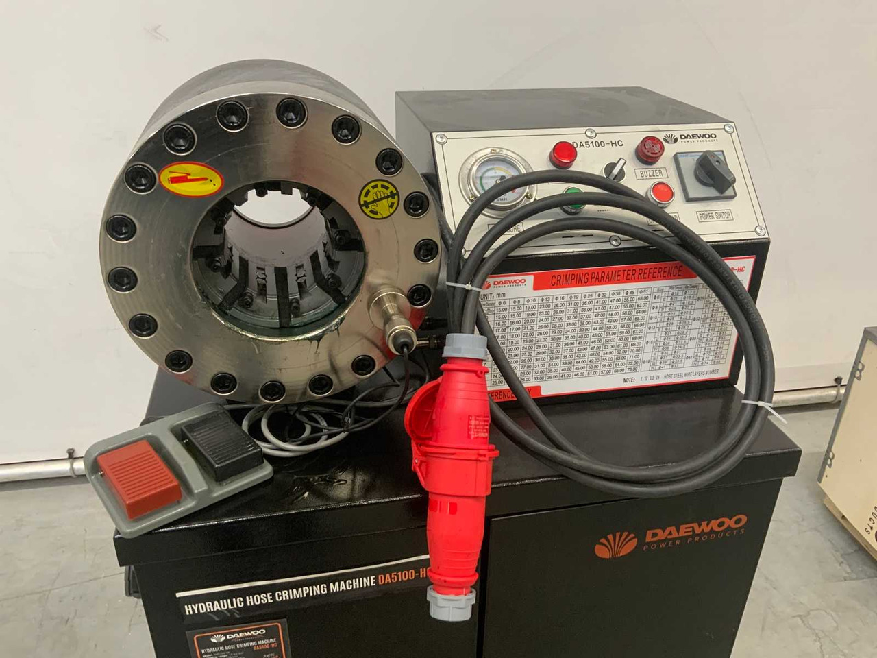 Daewoo DA5100-HC - 관개 시스템 : 사진 2 Daewoo DA5100-HC - 관개 시스템 : 사진 2