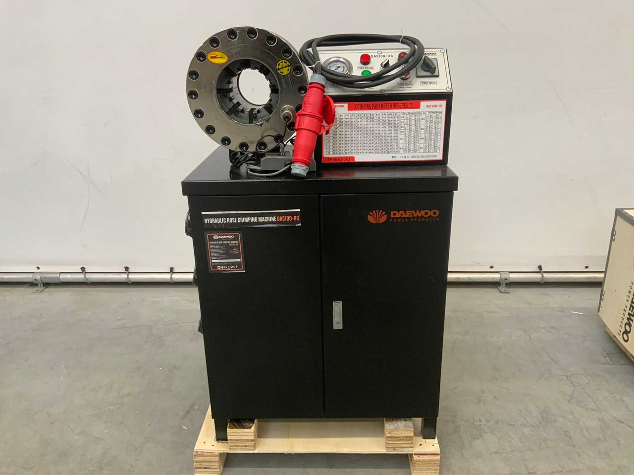 Daewoo DA5100-HC - 관개 시스템 : 사진 1 Daewoo DA5100-HC - 관개 시스템 : 사진 1