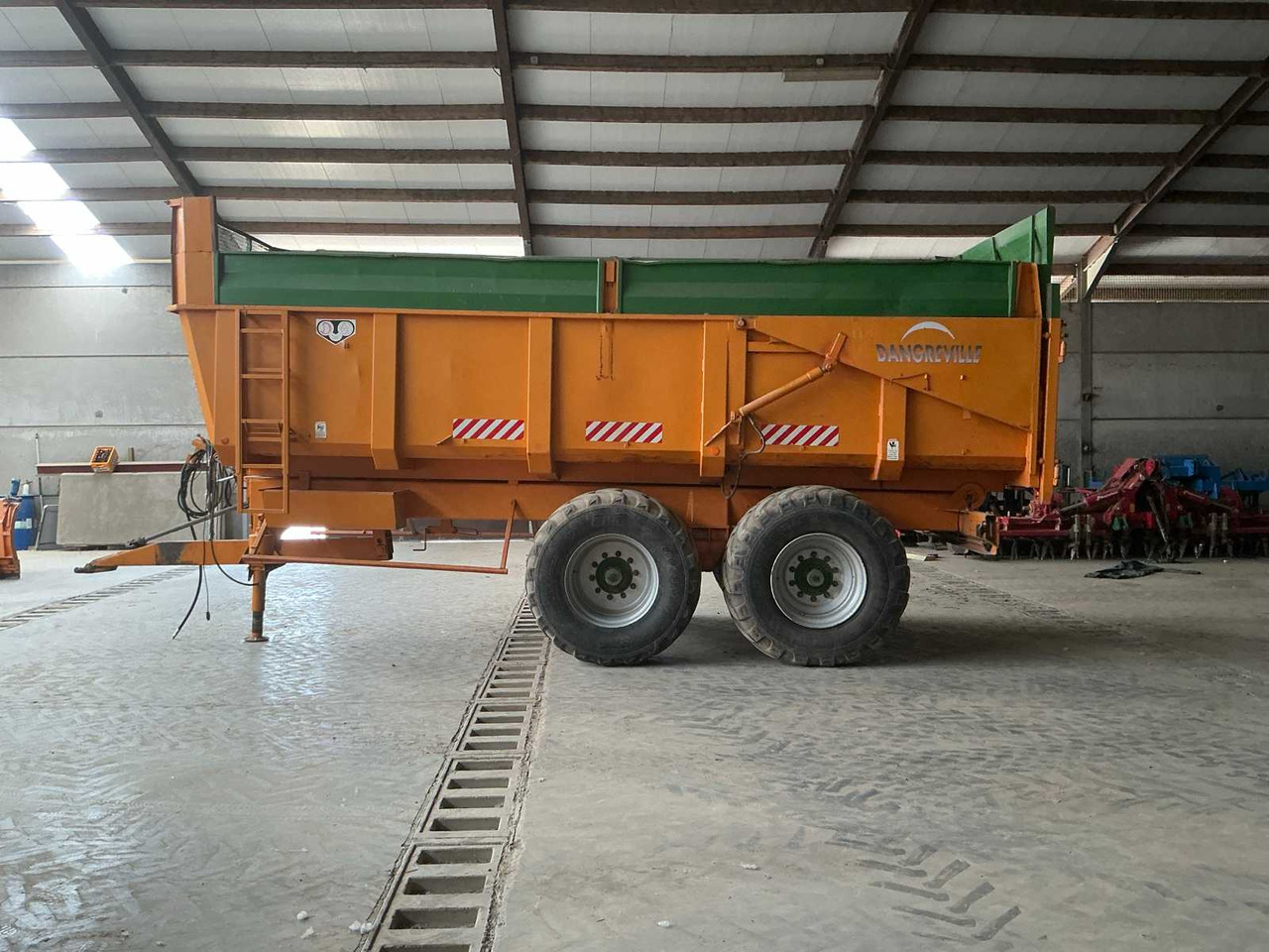 Dangreville D22 - 농장 티핑 트레일러/ 덤프 : 사진 2 Dangreville D22 - 농장 티핑 트레일러/ 덤프 : 사진 2