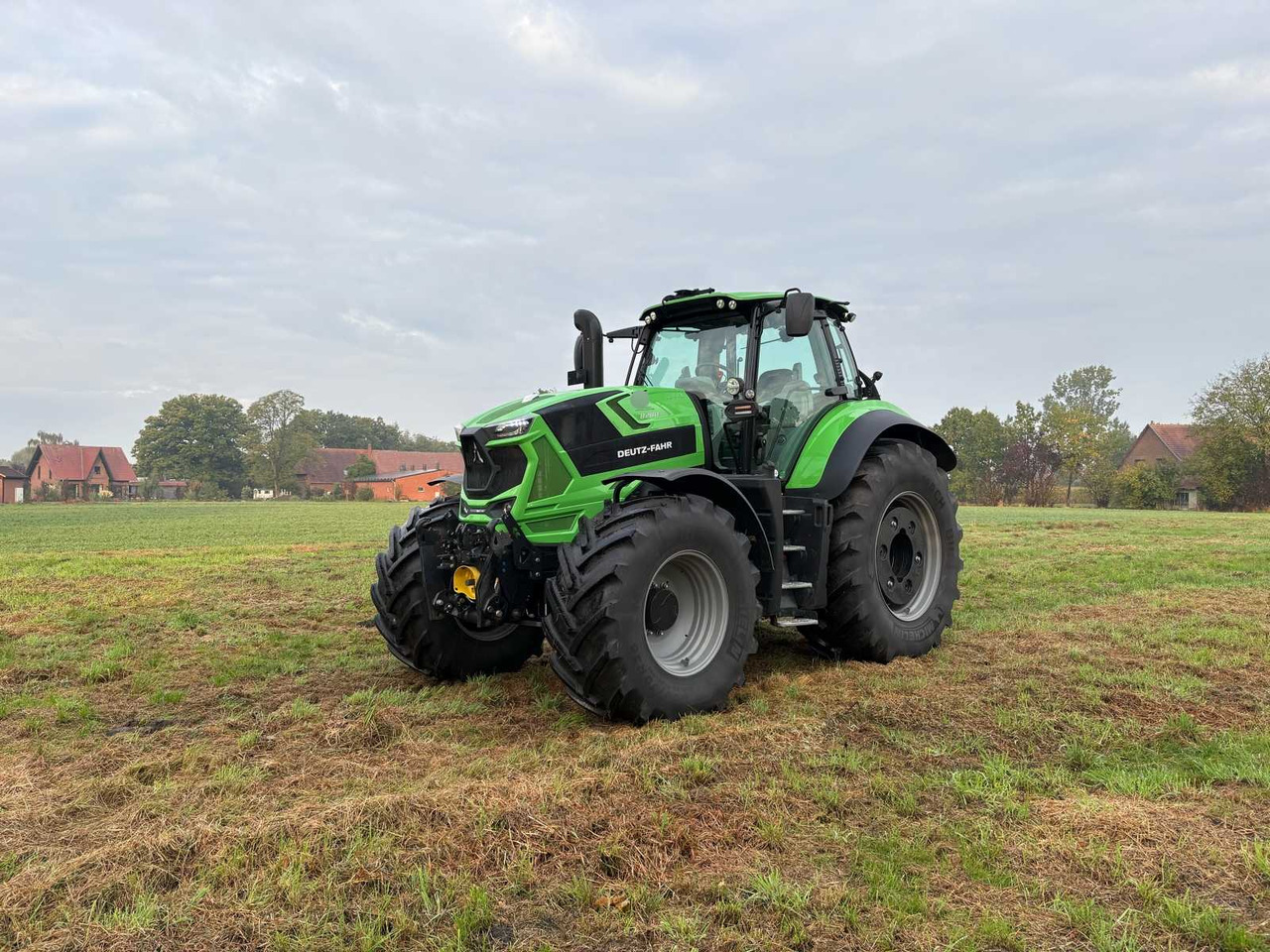 Deutz-Fahr 8280 TTV - 장궤형 트랙터 : 사진 1 Deutz-Fahr 8280 TTV - 장궤형 트랙터 : 사진 1