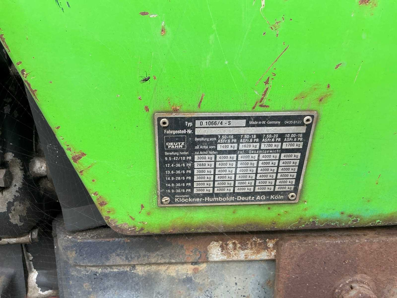 장궤형 트랙터 Deutz-Fahr DX3.30 : 사진 48 장궤형 트랙터 Deutz-Fahr DX3.30 : 사진 48