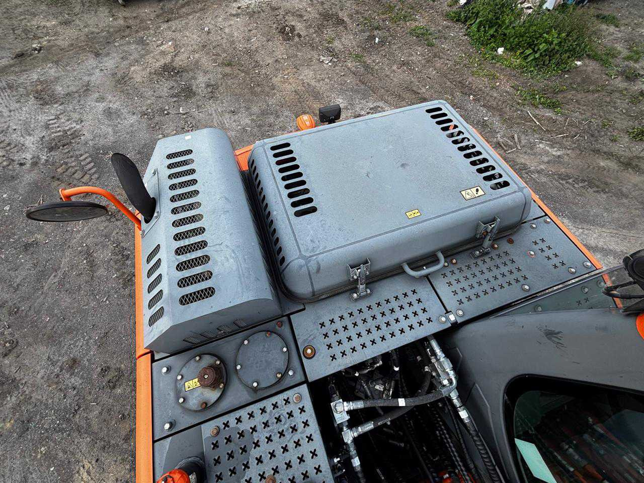 Doosan DX140 LC-5 - 크롤러 굴삭기 : 사진 4 Doosan DX140 LC-5 - 크롤러 굴삭기 : 사진 4