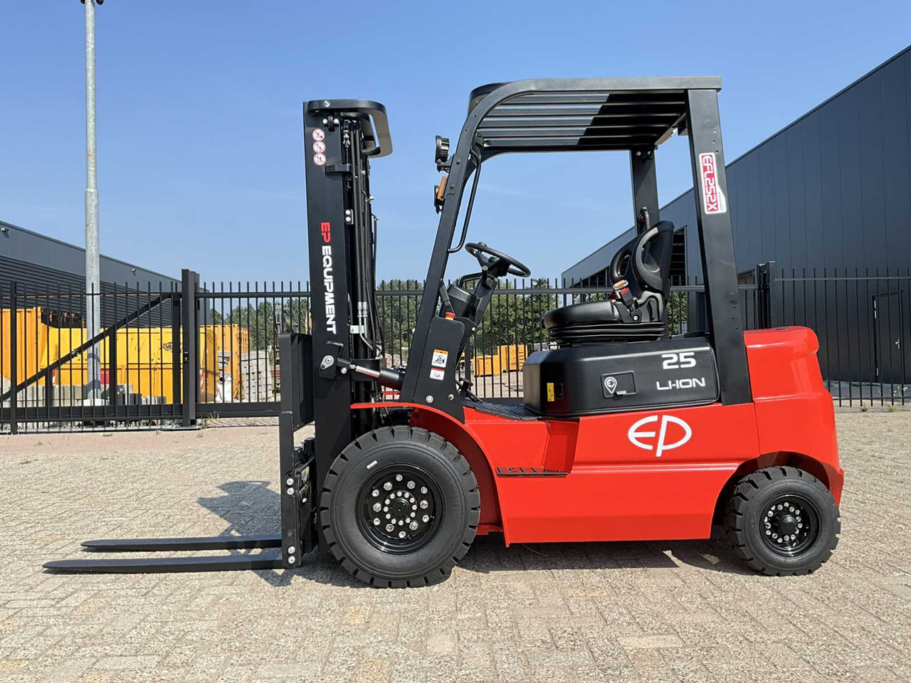 EP - 2025 - EFL 252 XS - FORKLIFT TRUCK - 지게차 : 사진 1 EP - 2025 - EFL 252 XS - FORKLIFT TRUCK - 지게차 : 사진 1