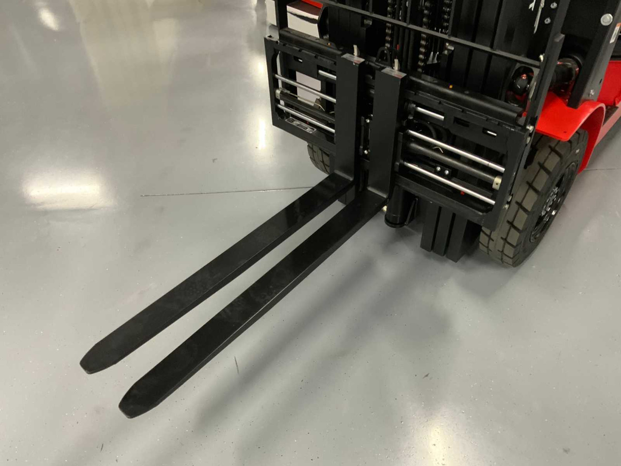 EP - EFL 252 X - FORK POSITIONER, SIDESHIFT, TRIPLEX, FORKLIFT 2025 - 지게차 : 사진 3 EP - EFL 252 X - FORK POSITIONER, SIDESHIFT, TRIPLEX, FORKLIFT 2025 - 지게차 : 사진 3