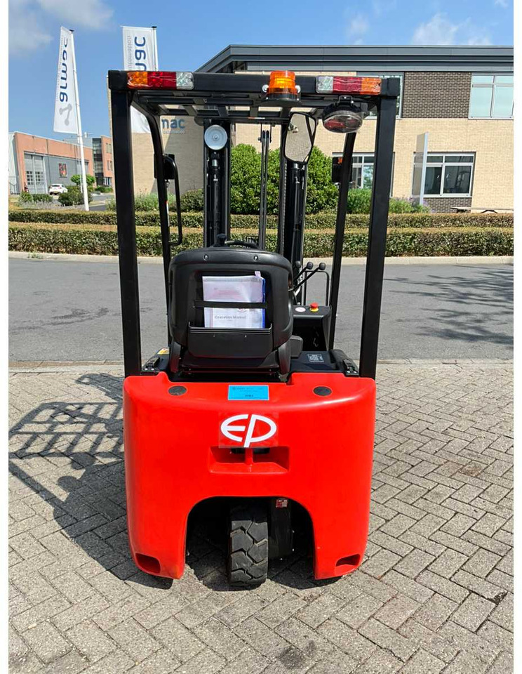 EP EFS 151 - 4.35 METER TRIPLEX, LI-ION, FREE-LIFT, SIDE-SHIFT - FORKLIFT - 지게차 : 사진 5 EP EFS 151 - 4.35 METER TRIPLEX, LI-ION, FREE-LIFT, SIDE-SHIFT - FORKLIFT - 지게차 : 사진 5
