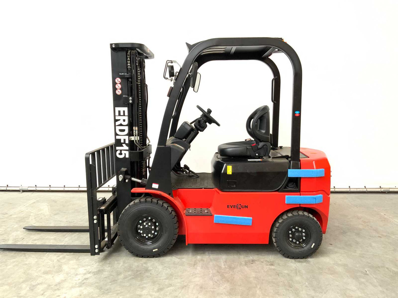 EVERUN - 2024 - ERDF15 - FORKLIFT 1.5T DIESEL - 지게차 : 사진 1 EVERUN - 2024 - ERDF15 - FORKLIFT 1.5T DIESEL - 지게차 : 사진 1