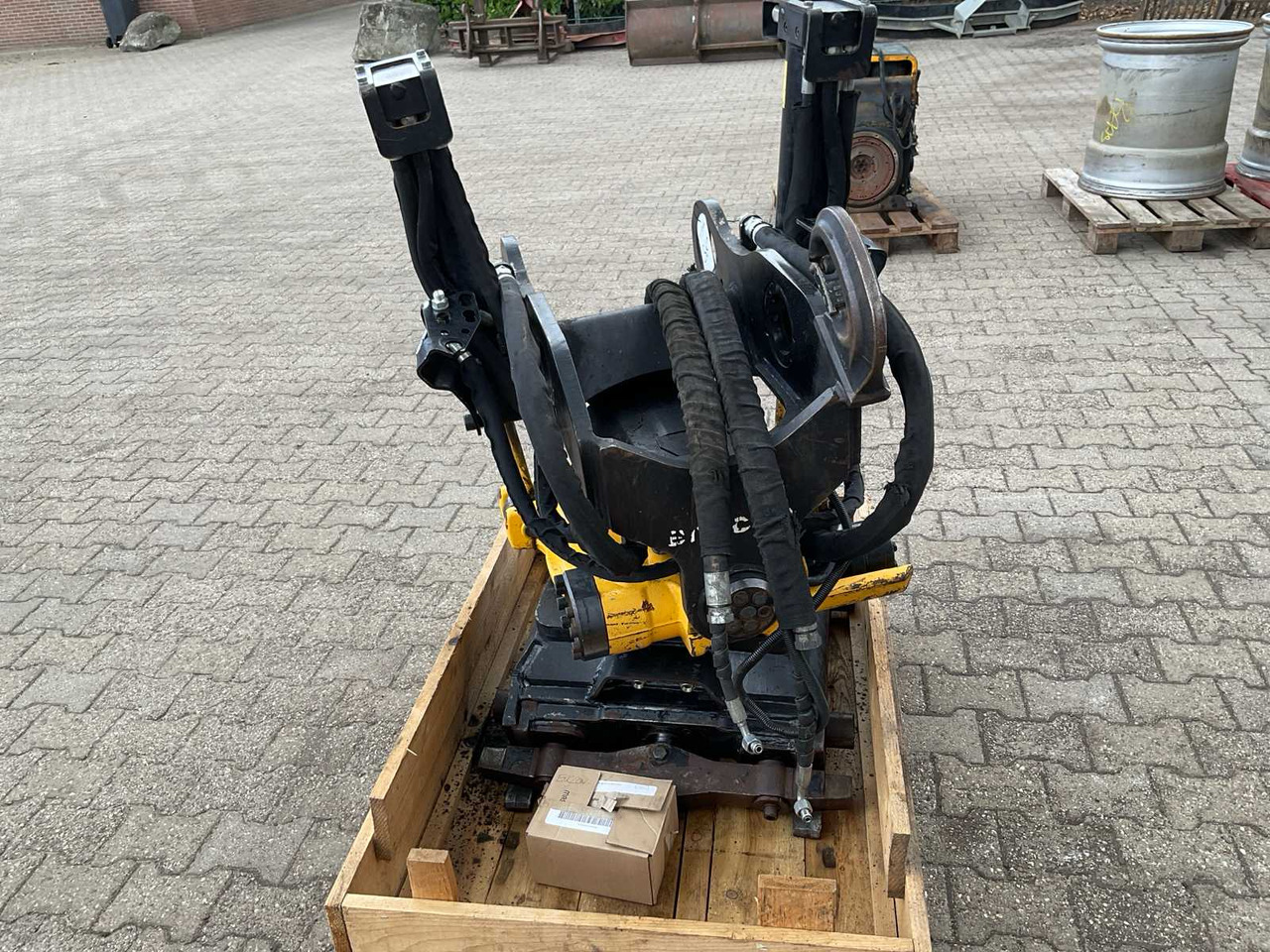 Engcon Tiltrotator EC219-CW30EC-ss9SIQ ECHF - 부착물 건설기계 용 : 사진 2 Engcon Tiltrotator EC219-CW30EC-ss9SIQ ECHF - 부착물 건설기계 용 : 사진 2