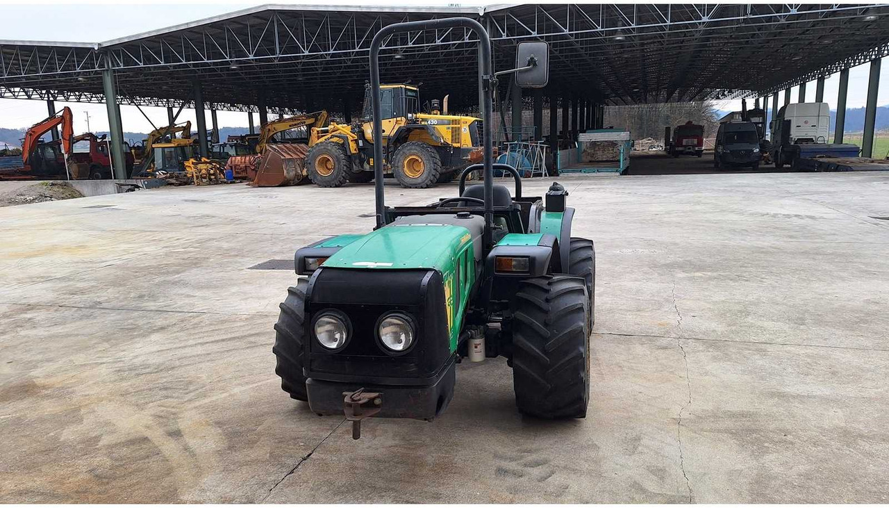 FERRARI - 65 THOR 4X4 - 4-WHEEL DRIVE TRACTOR - 2006 - 장궤형 트랙터 : 사진 2 FERRARI - 65 THOR 4X4 - 4-WHEEL DRIVE TRACTOR - 2006 - 장궤형 트랙터 : 사진 2