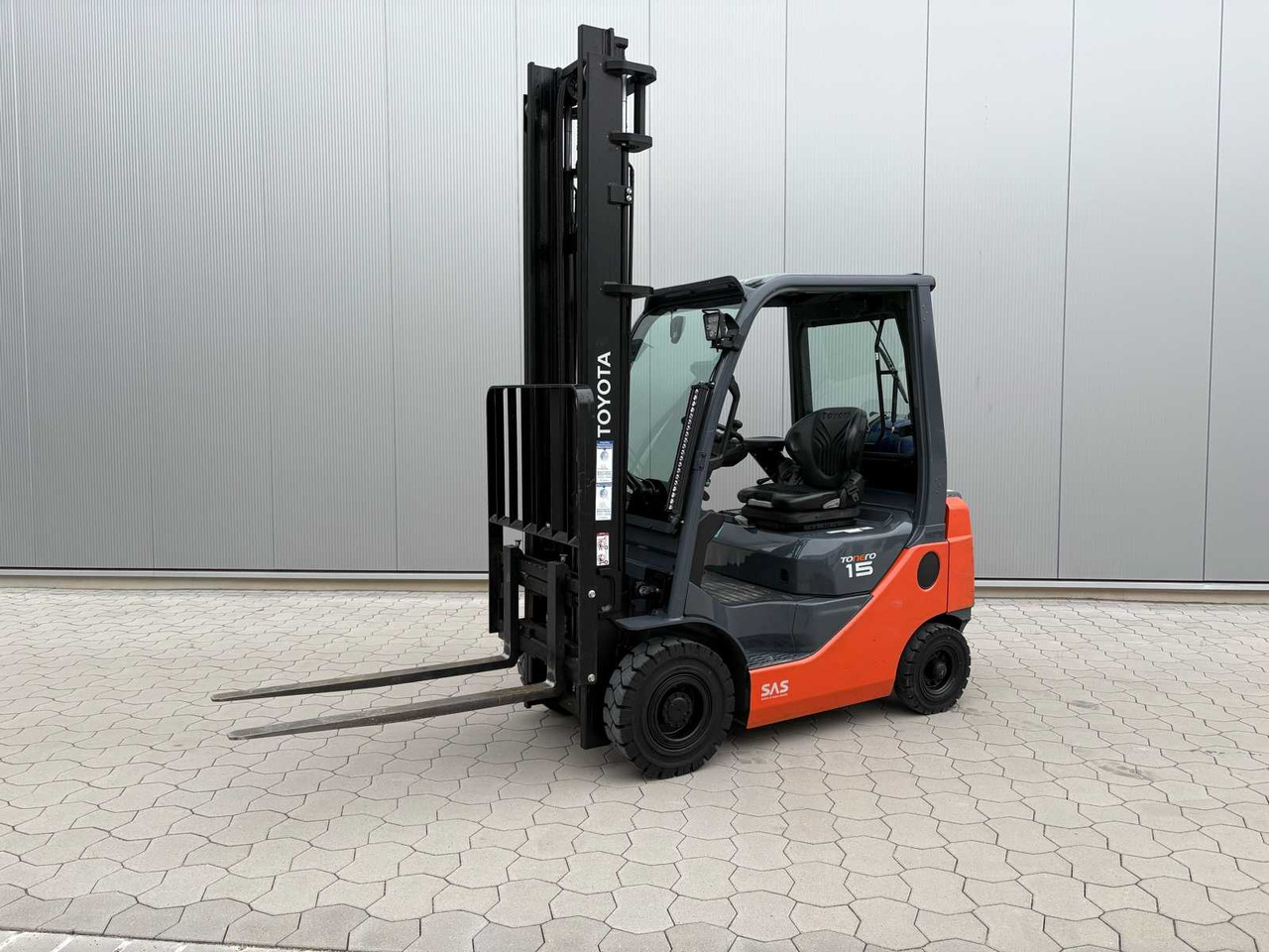 FORKLIFT TOYOTA 02-8FGF15 - 지게차 : 사진 1 FORKLIFT TOYOTA 02-8FGF15 - 지게차 : 사진 1