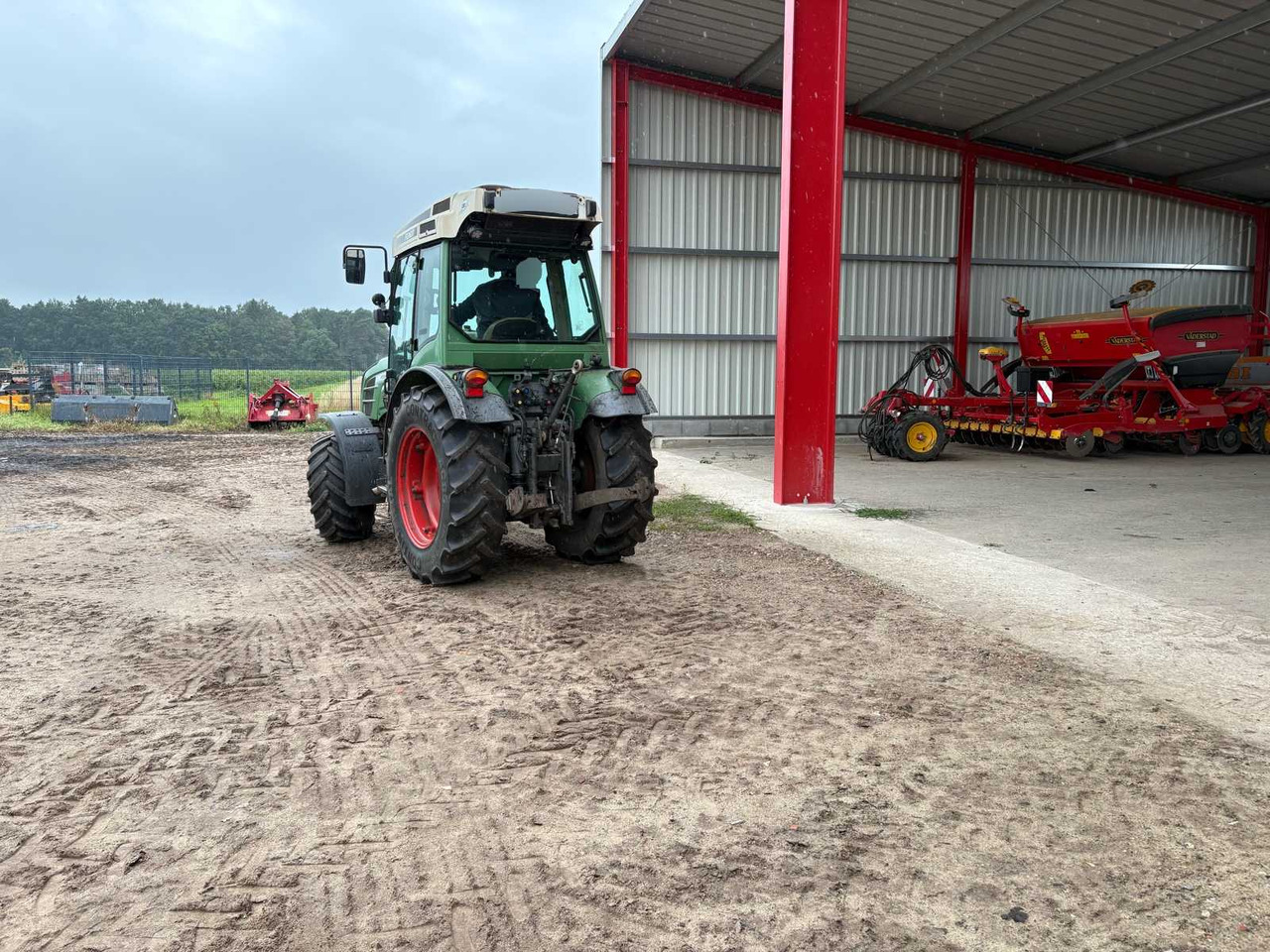 Fendt 211 Vario TMS V - 장궤형 트랙터 : 사진 5 Fendt 211 Vario TMS V - 장궤형 트랙터 : 사진 5