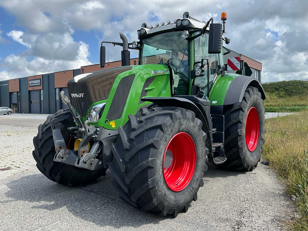 Fendt 828 Vario S4 Profi Plus - 장궤형 트랙터 : 사진 1 Fendt 828 Vario S4 Profi Plus - 장궤형 트랙터 : 사진 1