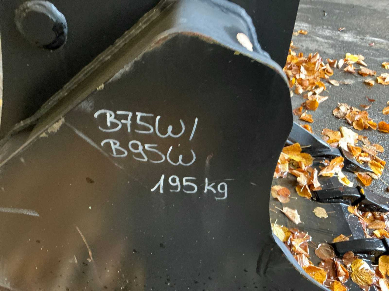 GEITH - 2021 - BUCKET FOR YANMAR B75W B95W - 휠 로더 : 사진 2 GEITH - 2021 - BUCKET FOR YANMAR B75W B95W - 휠 로더 : 사진 2