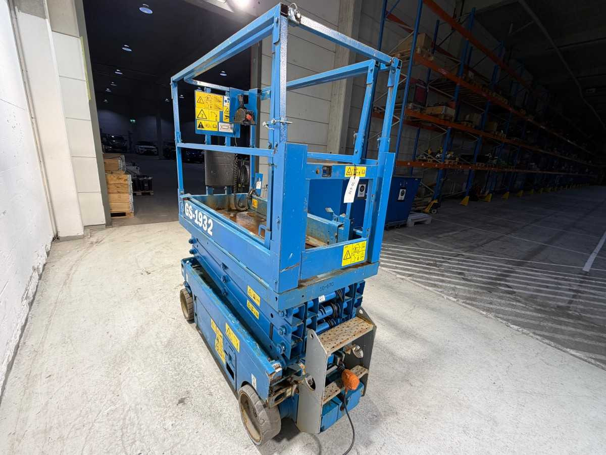 GENIE - 2011 - GS-1932 - AERIAL PLATFORM - 고가작업 플랫폼 : 사진 5 GENIE - 2011 - GS-1932 - AERIAL PLATFORM - 고가작업 플랫폼 : 사진 5